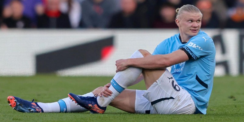Erling Haaland gặp vấn đề rất lớn về mắt cá chân